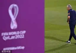 关于巴黎圣日耳曼球星因伤缺席欧冠关键战的信息