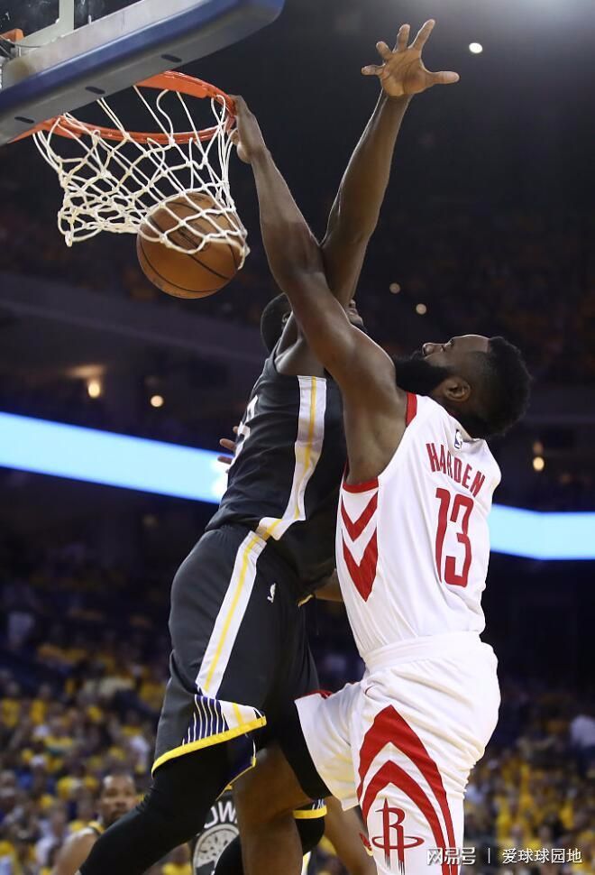 关键一球！赛场上的硬仗，谁能胜出？的简单介绍