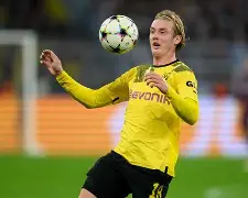 多特蒙德客场大胜，跻身德甲争冠集团(多特蒙德状态火爆锁定德甲半程冠军,全队身价首破5亿)